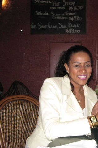 Date this nice looking Brazil girl Simone from Rio De Janeiro BR3303