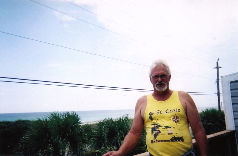 Date this funny United States man Lightenbug from Hamilton US6725