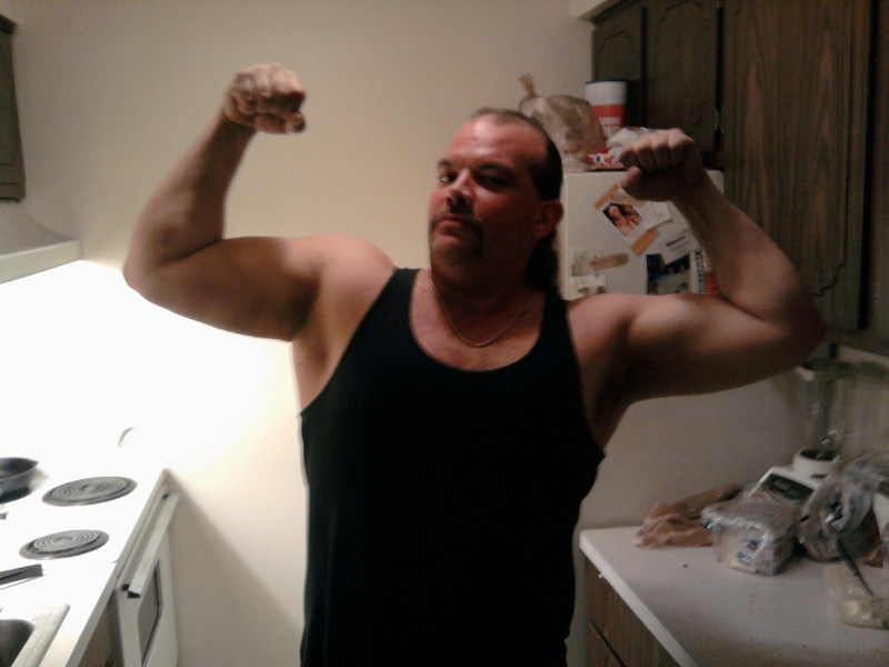 Date this tall United States man Bouncers from Fraser US6915