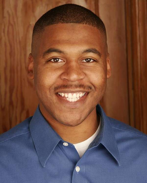 Date this hard body United States man Undertow87 from Philadelphia US6952