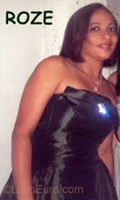 Date this sultry Brazil girl Roze from Ilheus BR3407