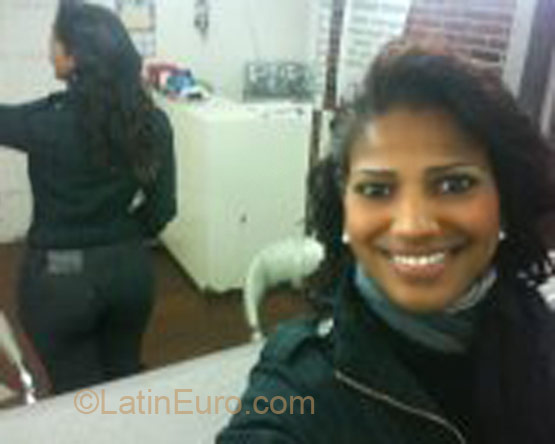 Date this athletic Brazil girl Solange from Sao Paulo BR3413