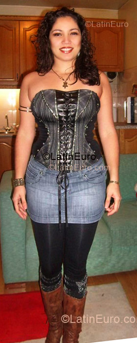 Date this fun Brazil girl Fernanda from Manaus BR3431