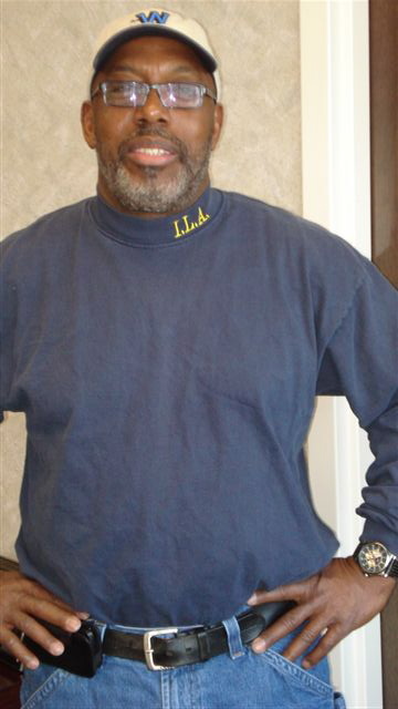 Date this pretty United States man Drayod from Wilmington US7093