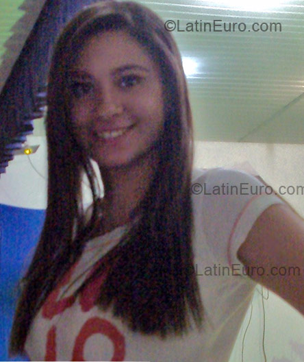 Date this pretty Brazil girl Leticia from Fortaleza BR3473