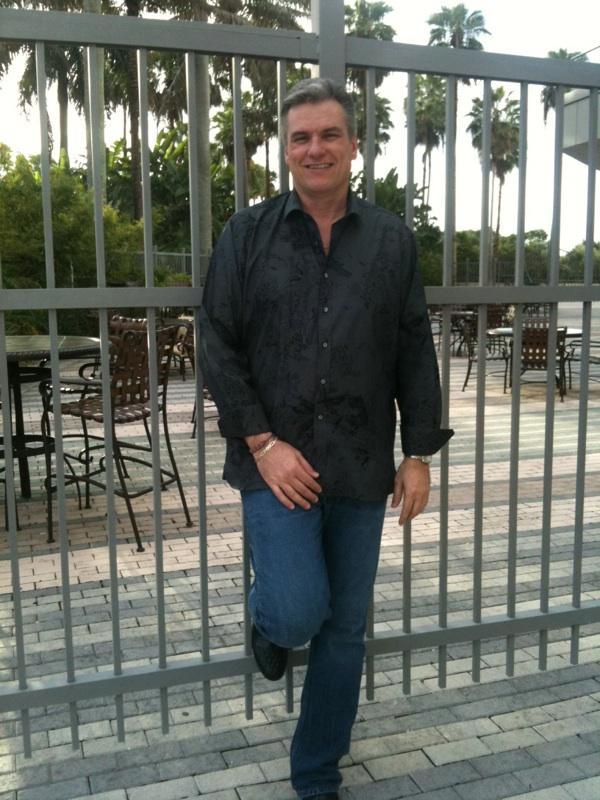 Date this attractive United States man Greg from Ft Lauderdale US7205