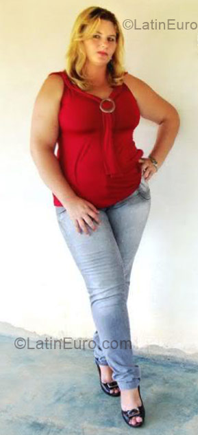 Date this young Brazil girl Lurdes from Carlinda BR3504