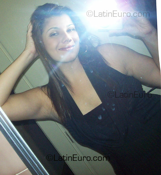 Date this delightful Brazil girl Karla from Campinas BR3512
