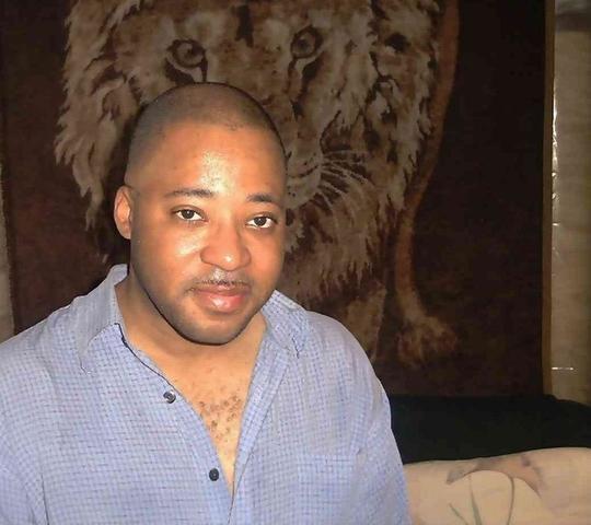 Date this funny United States man Riley from Brooklyn US7338