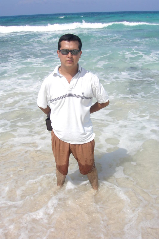 Date this hot United States man Carlos from Reseda US7548