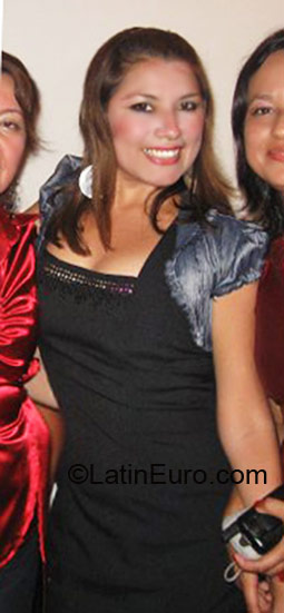 Date this attractive Peru girl Jessica from Lima PE341