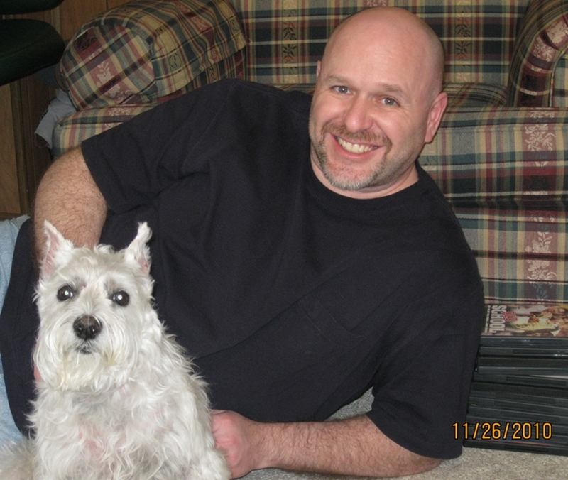 Date this tall United States man Ilovedogs70 from  US7610