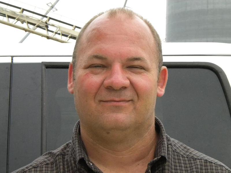 Date this voluptuous United States man Tomcat from Austin US7685