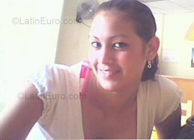 Date this sensual Ecuador girl Gaby from Guayaquil EC36