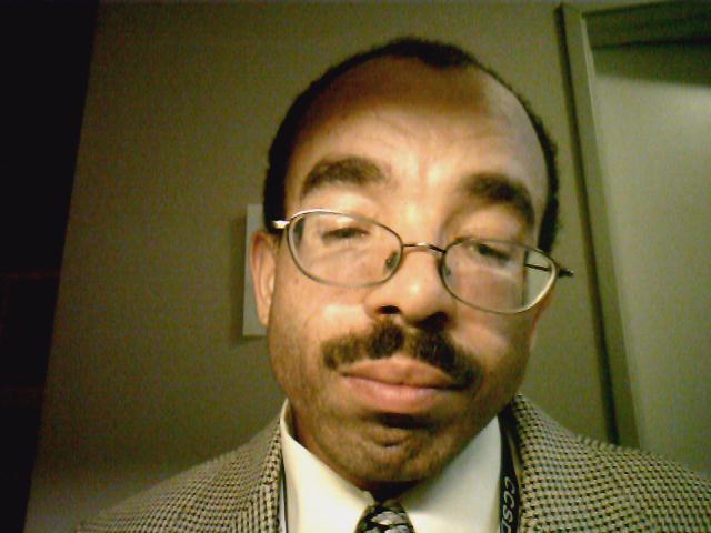 Date this foxy United States man Snoopsduce from san diego US7695