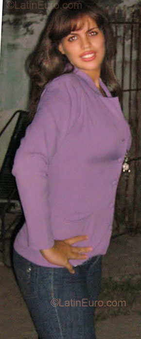 Date this foxy Brazil girl Andrea from Recife BR3798