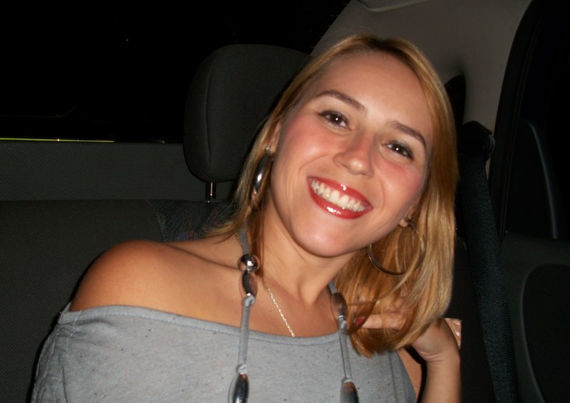Date this foxy Brazil girl Nessa08 from Goiania BR3808