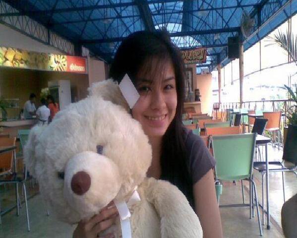Date this charming Philippines girl Allysa123 from Davao City PH320