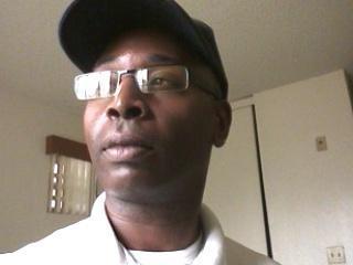 Date this cute United States man Davhenry from Lemon Gove US7995