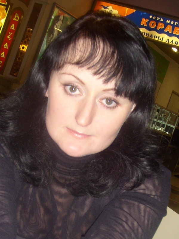 Date this passionate Ukraine girl Inna from Severodonetsk UA21