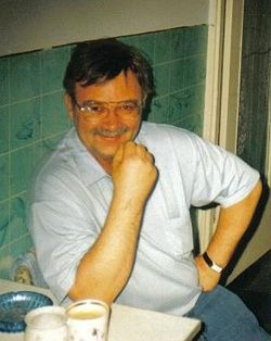 Date this delightful United States man Steve from Warren US8185