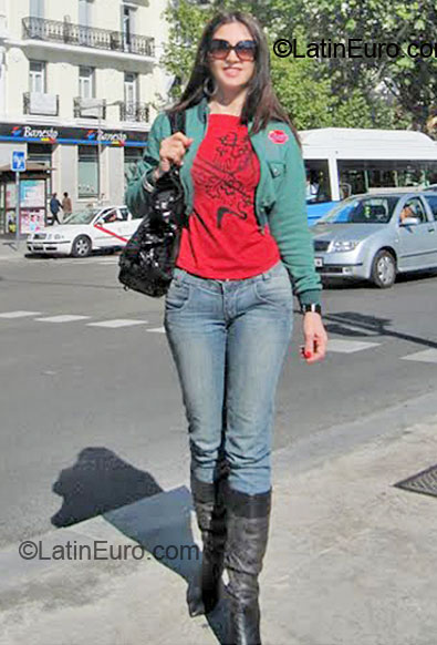 Date this hot Brazil girl Sara from Rio Do Sul BR4018