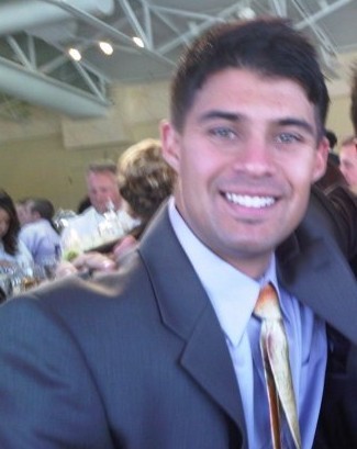 Date this happy United States man Tavofun from Sacramento US8222