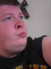 Date this charming United States man Aaron from Council Bluffs US8300