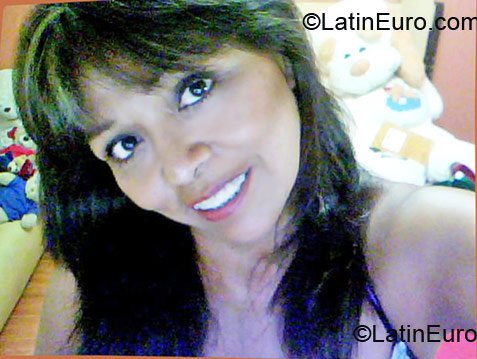 Date this charming Peru girl Maria Luzero from Lima PE390