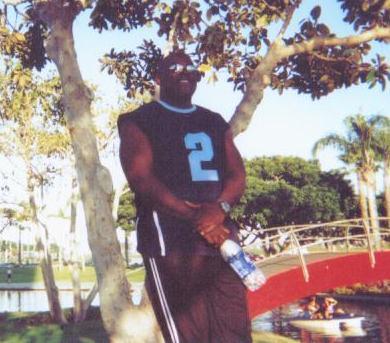 Date this tall United States man Blackbeauty from Longbeach US8424