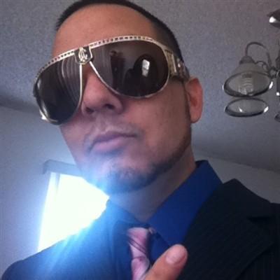 Date this nice looking United States man Crucifix77 from Oxnard US8442