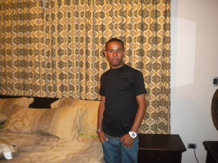 Date this cute Dominican Republic man Yefry from San Cristobal DO6144