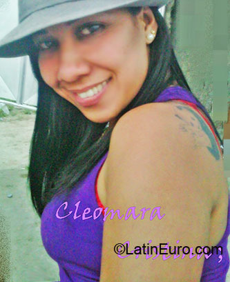 Date this lovely Brazil girl Cleomara from Rio De Janeiro BR4409