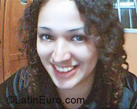 Date this cute Brazil girl Ana from Brasilia BR4413