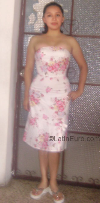 Date this foxy Guatemala girl Gilda from Guatemala City GT14