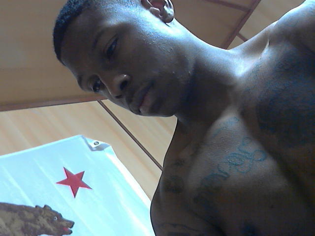 Date this sensual United States man DATMANCHUCK from Fresno US8804