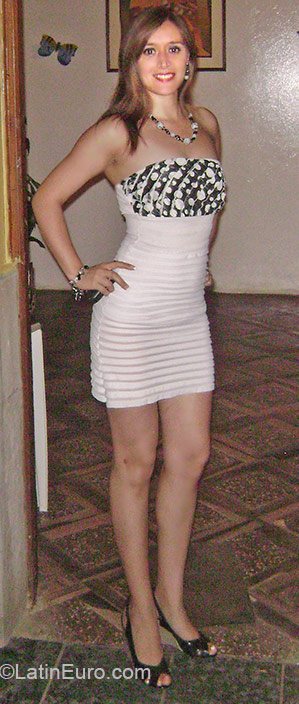 Date this stunning Peru girl Karen from Lima PE475