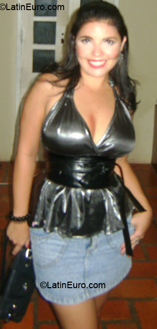 Date this beautiful Brazil girl Dina from Fortaleza BR6195