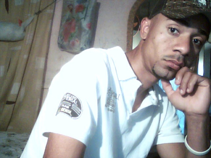 Date this passionate Dominican Republic man Luis from Santo Domingo DO6786