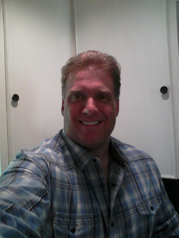 Date this good-looking United States man Jk1012u from Farmington Hill US9169