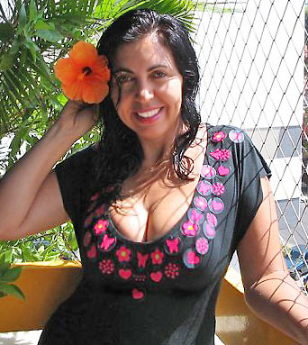 Date this pretty Brazil girl Maria from SALVADOR BR5381