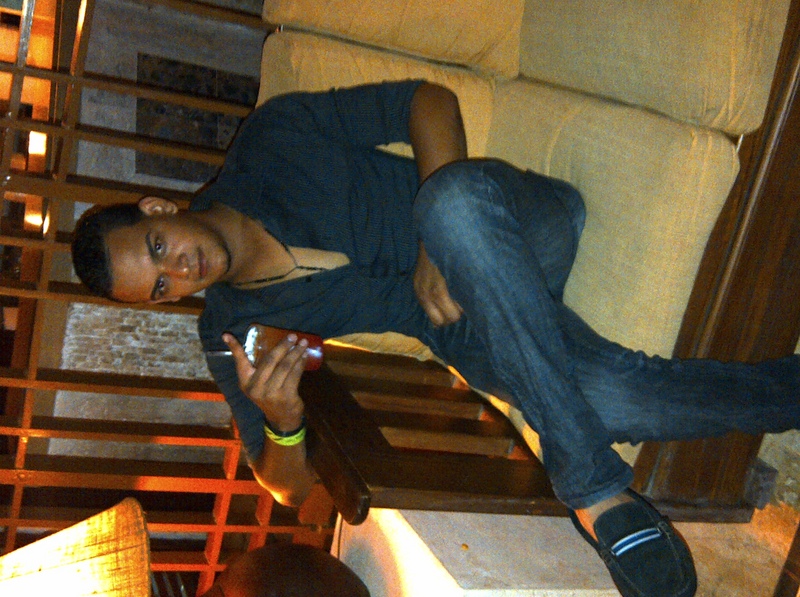 Date this georgeous Dominican Republic man Victor manuel b from Bonao DO7155