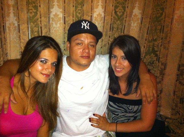 Date this passionate United States man OjosQueNoVen from New York US9367