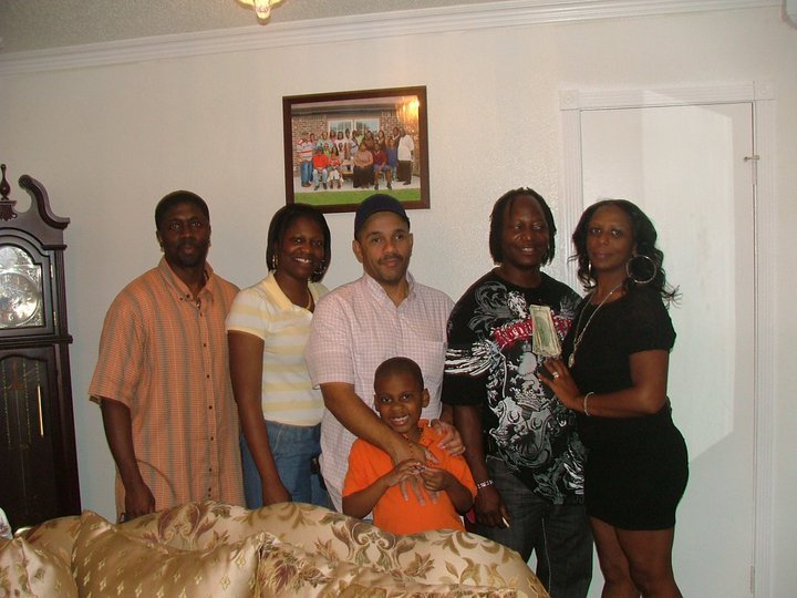 Date this cute United States man Frank from Lafayette US9369