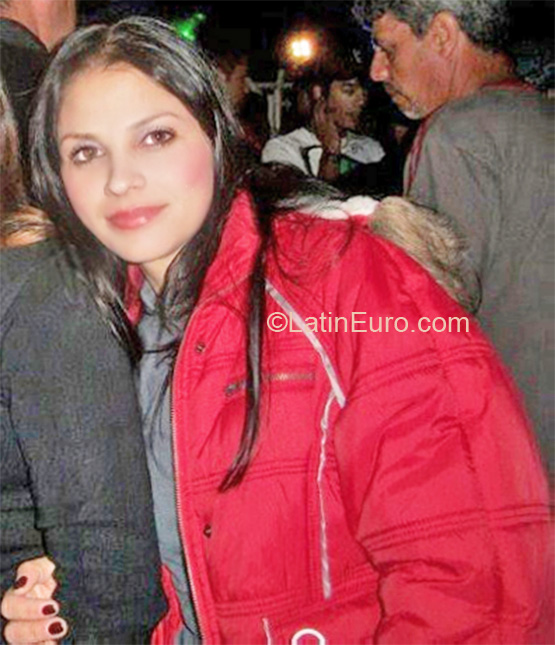 Date this stunning Brazil girl Andreia from Guapiara BR5078