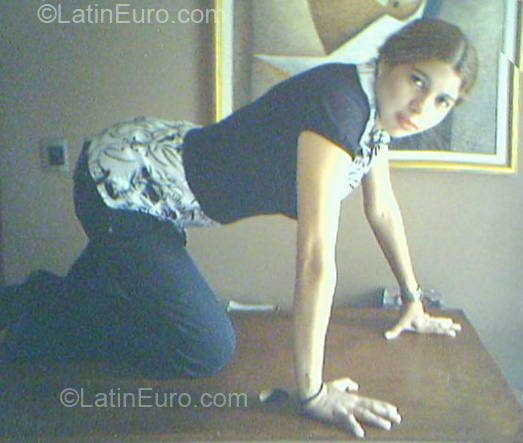 Date this young Nicaragua girl Paola from Managua NI18