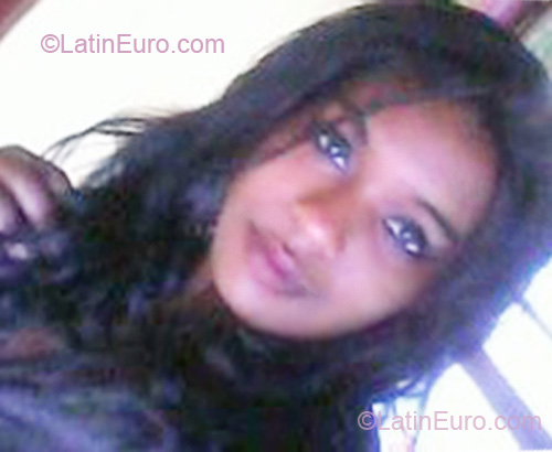 Date this georgeous Brazil girl Denise from Sao Paulo BR5152