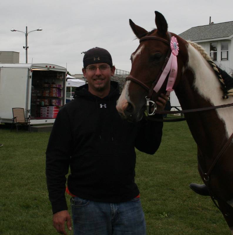 Date this hot United States man Chris from Lowell US9671