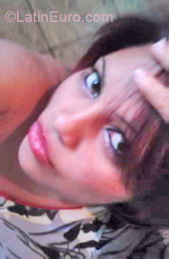Date this attractive Brazil girl Antonia from Taguatinga Norte BR5260