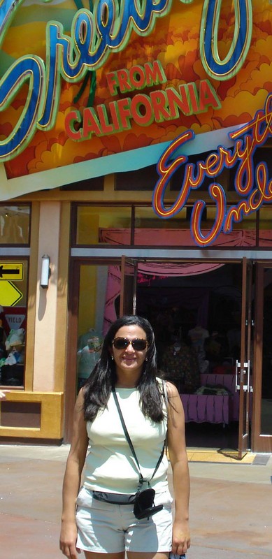 Date this nice looking Brazil girl Eliro from Sao Paulo BR5449